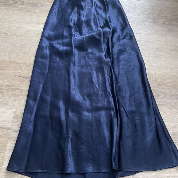 Babaton Slip Satin Midi Skirt 00 - Picture 3 of 3